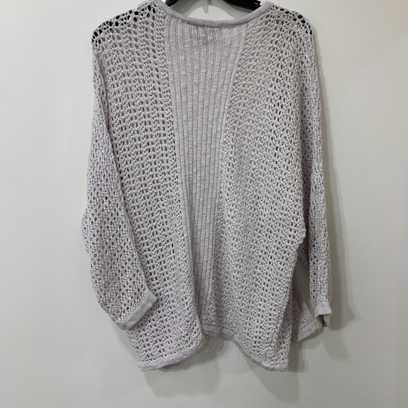 Off White Sweater Like Cardigan - Picture 3 of 4